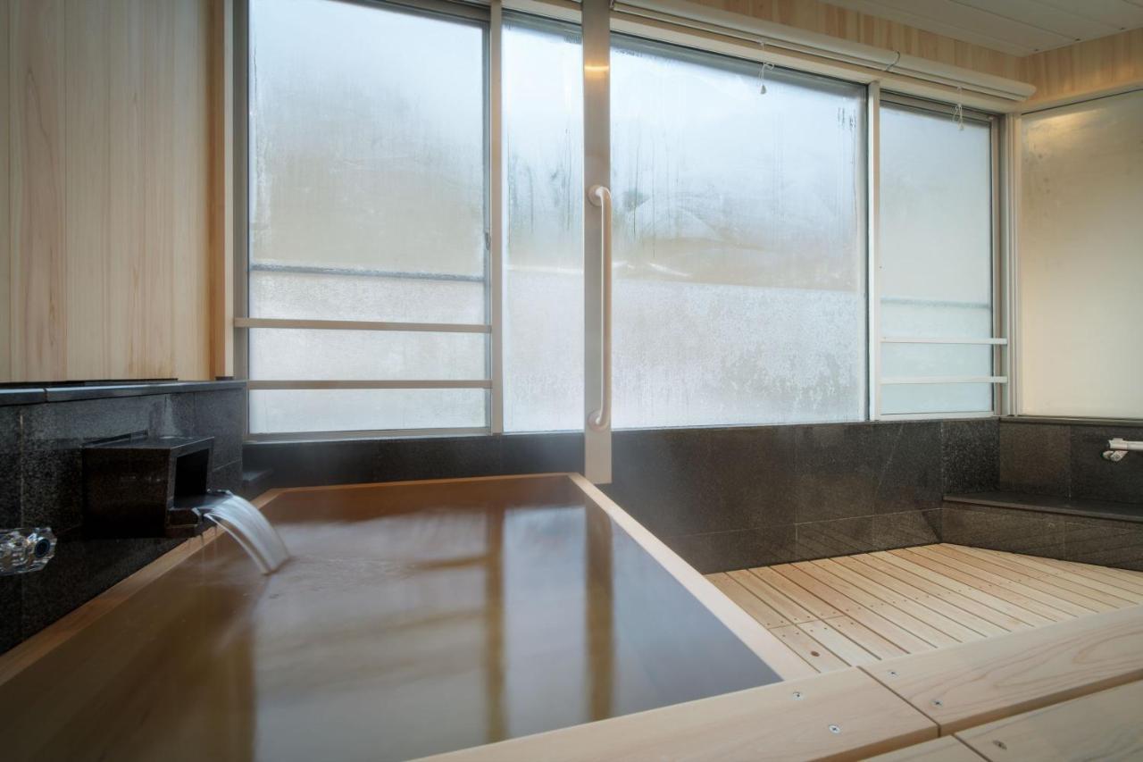 Yumori Onsen Hostel Fukushima  Exterior photo